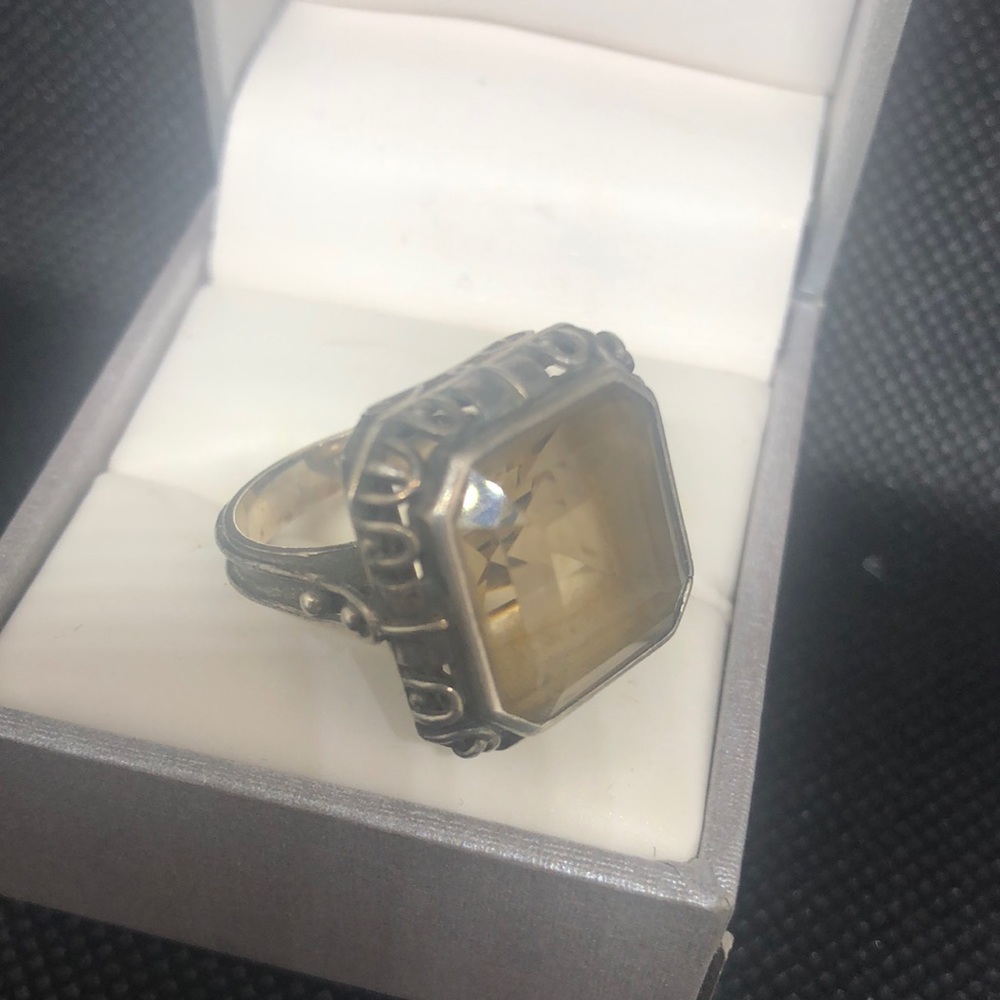 Ring